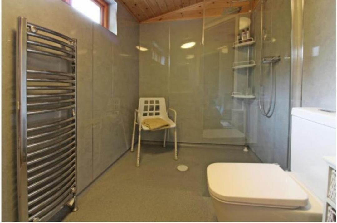 Astbury Falls Luxury Retreats Eardington Kültér fotó